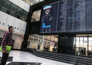  تغییر روند بازار سهام با ورود پول حقیقی به بورس