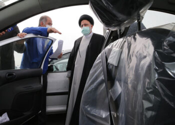 خصوصی نسازی!