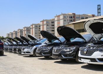 ۷ مدل خودروی وارداتی از گمرک ترخیص شد