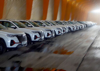 وعده‌های خودروهای وارداتی پوچ درآمد