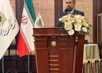 ‏مجلس مجوزی برای خروج سیمان و فولاد از بورس صادر نمی کند