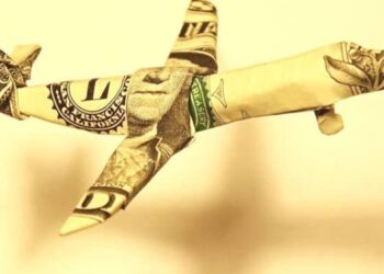 پیش بینی معامله‌گران ارز: دلار گران می شود