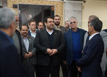 بازدید دکتر نجارزاده از شعبه مرکزی و بانک کارگشایی تبریز