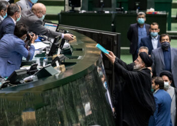 بودجه، پیش بینی بورس را آسان می‌کند؟