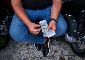 سامانه نیما 10 میلیارد دلار کسری دارد