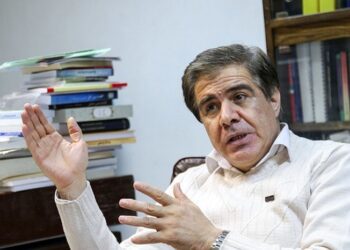 چرا مشکل کسری بودجه حل نمی‌شود؟