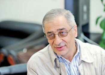 برگه پرداخت باید جایگزین دسته چک شود