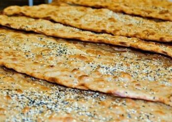 هر کارت بانکی فقط ۴ عدد نان!