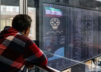 بورس تهران درمیان رکود و ریزش