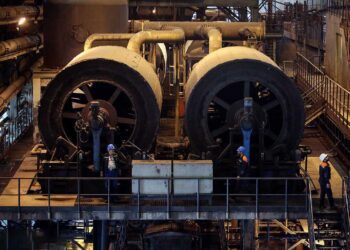 اخطار برای وضعیت بحرانی صنایع