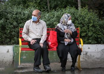 افزایش سن بازنشستگی؛ سرپوش گذاشتن بر ناتوانی صندوق‌های بازنشستگی