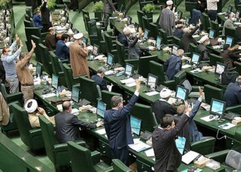 واکنش‌ها نسبت به تورم قوانین در ایران