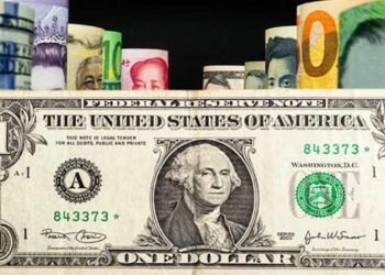 دو دیدگاه اساسی درباره آینده قیمت دلار