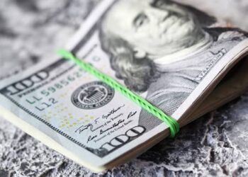 باتلاق عمیق و بی‌انتهای دلار ارزان‌قیمت