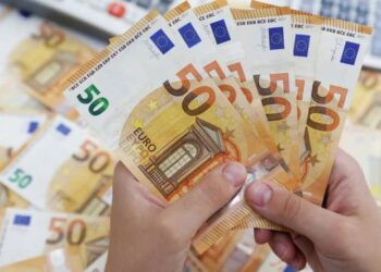 یورو رکورد زد