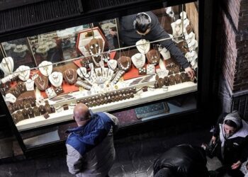 قیمت دلار، سکه، طلا و یورو دوشنبه ۲۷ فروردین ۱۴۰۳