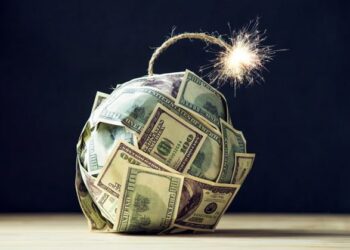 جهان بدهکارتر شد