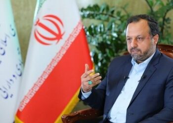 جواب خاندوزی به همتی؛ تحلیل‌های هوخشتره‌ای!