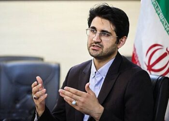 شناسایی ۱۰۰ همت فاکتور صوری