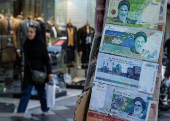 بار اقتصاد ایران بر دوش خدمات؛ نقش کم‌رنگ کشاورزی و مسکن در پازل اقتصادی