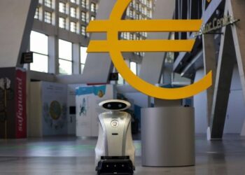 بانک‌های مرکزی جای خود را به ربات‌ها خواهند داد؟