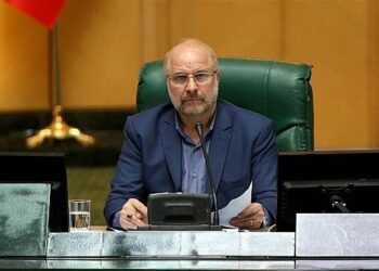 مخالفت قالیباف با استیضاح همتی