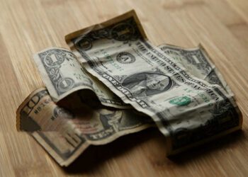 ارز تک نرخی ؛‌ نسخه شفابخش یا بیراهه اقتصادی؟