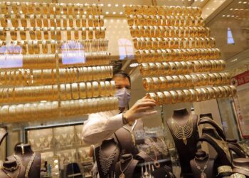 پیش بینی قیمت طلا ؛ دلار و انس جهانی حکم صعود را امضا می‌کنند؟