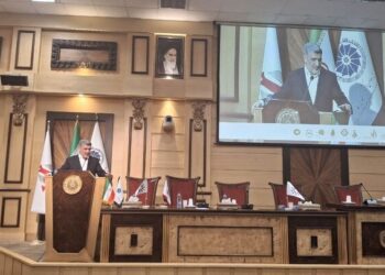 کاسبی ۱۵ میلیارد دلاری کاسبان تحریم/سه گام مهم برای تامین مالی