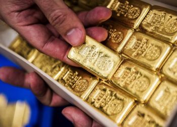 افزایش قیمت طلا هم‌زمان با رشد غیرمنتظره اشتغال در آمریکا