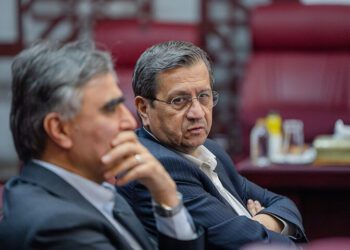  آیا تغییر افراد راه‌حل اقتصاد است؟