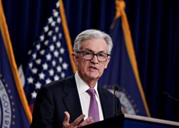 رئیس فدرال رزرو آمریکا : عجله‌ای در کاهش نرخ بهره بانکی نداریم