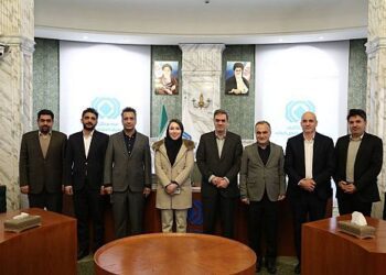 نشست رئیس کل بیمه مرکزی با مدیران عامل شرکت‌های تخصصی بیمه‌های زندگی