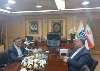 دیدار نوروزی مدیران عامل شرکت های بیمه با عضو هیات مدیره و سرپرست بیمه آسیا