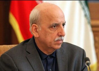 فرصت برای شناورکردن نرخ ارز و جمع کردن نرخ‌های متعدد رسیده است