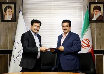 بانک رفاه کارگران از احیای واحدهای راکد کشور حمایت می‌کند