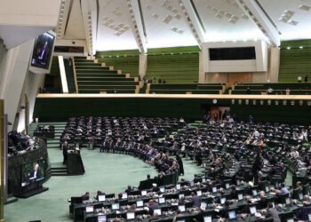 ورود مجلس به ماجرای بانک‌های ناسالم