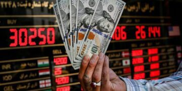 پیش بینی قیمت دلار ؛ فرمان سقوط دلار از آمریکا؟!