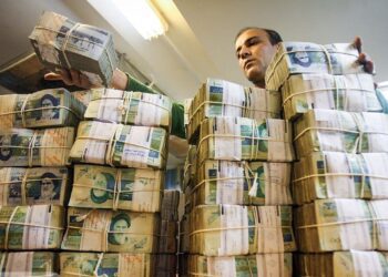 چنبره دولت بر ۸۰ درصد اقتصاد ایران