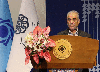 افزایش استقلال بانک مرکزی در رشد اقتصادی کشور مهم است