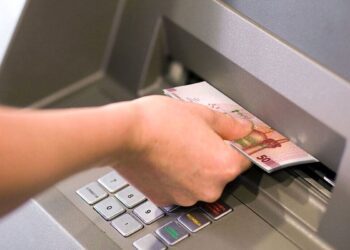 برداشت پول از خودپرداز هم پولی شد + جدول