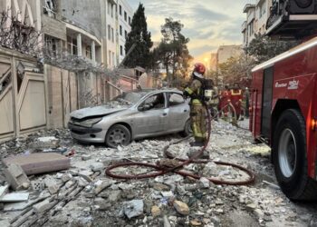 آسیب‌دیدگان جنگ اخیر بخوانند؛ نحوه دریافت خسارت از بیمه