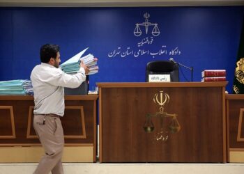 اقتصاد در تاریکی