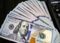 قیمت دلار بالاتر می رود؟/ احتمال ورود بانک مرکزی برای کنترل قیمت ارز