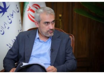 خصوصی‌سازی، جذب سرمایه، و بهبود نظام مالیاتی؛ محورهای مهم گزارش وزیر اقتصاد