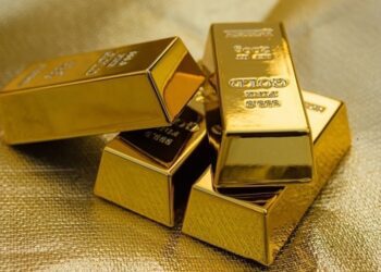 بی‌ثباتی قیمت طلا جهانی؛ هر اونس امروز چند دلار ارزان شد؟