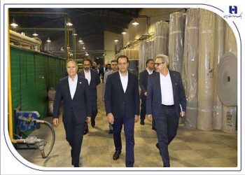 تعامل بانک صادرات ایران با بخش تولید و کارآفرینان، راهبردی و مستمر است