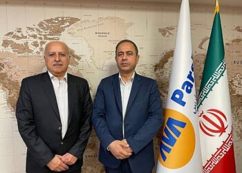 دیدار مدیرعامل بیمه اتکایی آوای پارس با دبیرکل سندیکای بیمه‌گران ایران