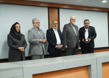 بیمه پاسارگاد موفق به دریافت تندیس بلورین سطح ۱ هشتمین دوره «جایزه بین‌المللی مدیریت دانشی KM4D» شد