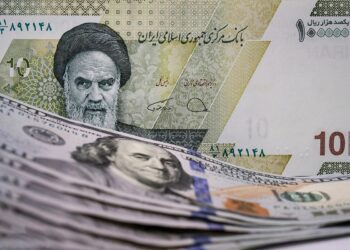 بازار ارز در نقطه جوش؛ چرا قیمت دلار به ۱۱۰ هزار رسید؟